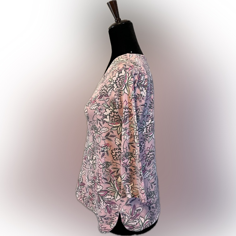 J. Jill Pink Floral V-Neck 3/4 Sleeve Top - Picture 5 of 10